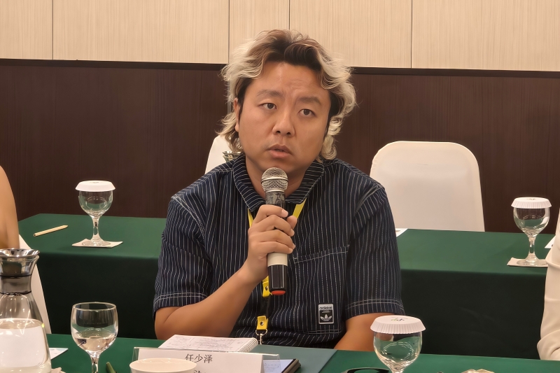 25.南非中文教师协会会长任少泽分享联盟南非分部建设经验(已改).jpg